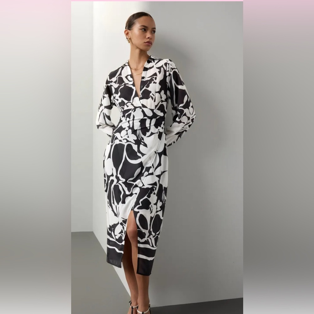 Area Stars Chic Black and White Floral Dress RTR  small